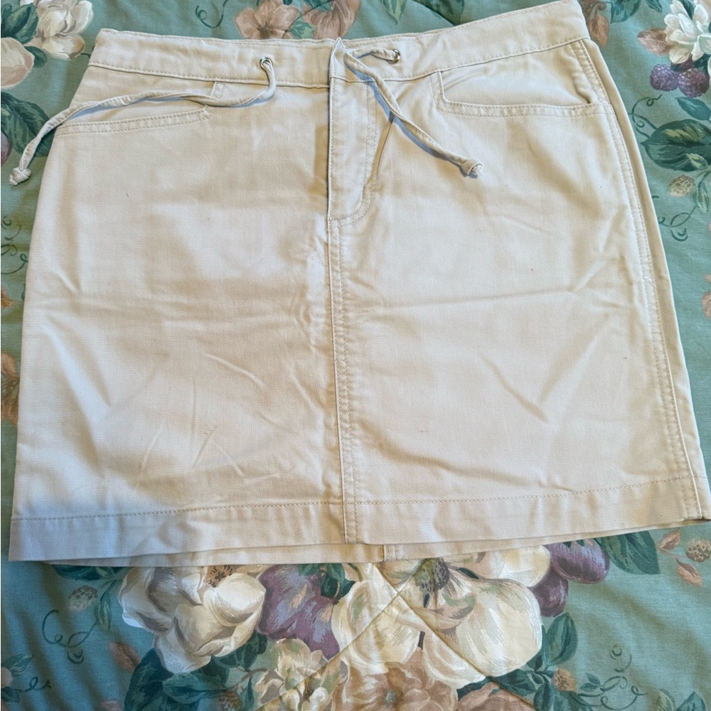 Girls Cream Skirt